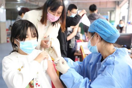 开打“护苗”的苗 临沂市3-11岁儿童开始接种新冠疫苗